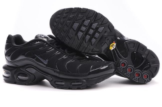 Men’s Air max plus TN “triple black”